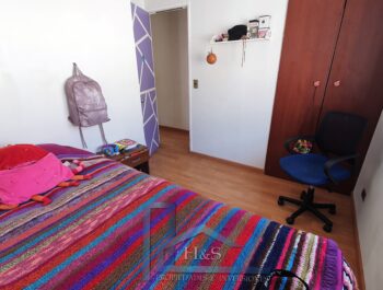 Cómoda Casa De Dos Pisos, Con Patio, Puente Alto