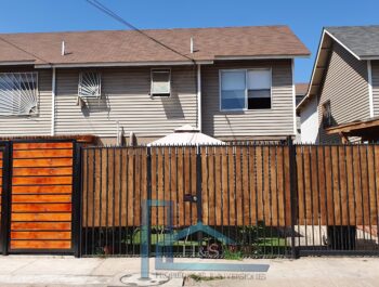 Cómoda Casa De Dos Pisos, Con Patio, Puente Alto Cómoda Casa De Dos Pisos, Con Patio, Puente Alto