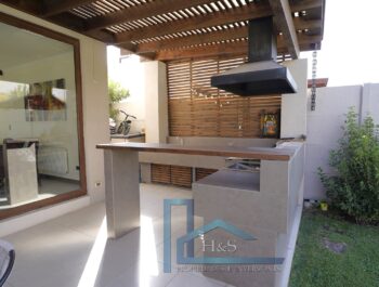 Casa Mediterránea – Condominio Aguas Claras, Piedra Roja