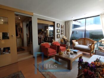 Vende Casa Aislada – En Condominio.