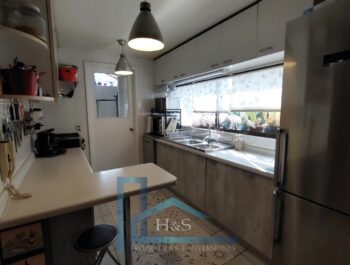 Vende Casa Aislada – En Condominio.