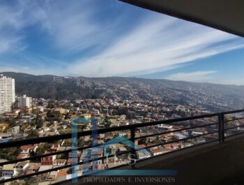 Vende Lindo Piso 8. Depto. Ubicado En Cerro Las Delicias