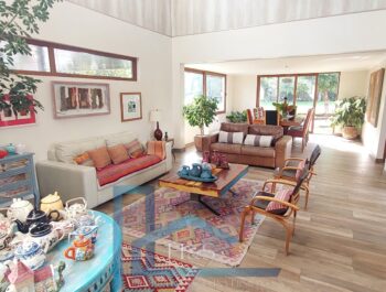 Venta Hermosa Casa 7 Dormitorios- Colina.