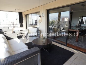 Hermoso Departamento Con Vista Periférica De Santiago. Hermoso Departamento Con Vista Periférica De Santiago.