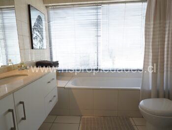 Hermoso Departamento Con Vista Periférica De Santiago. Hermoso Departamento Con Vista Periférica De Santiago.